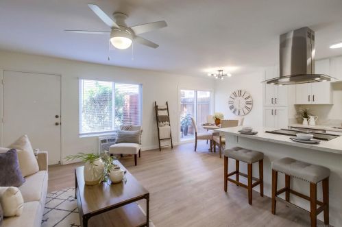 9568 Carroll Canyon Rd, San Diego, CA 92126-4973