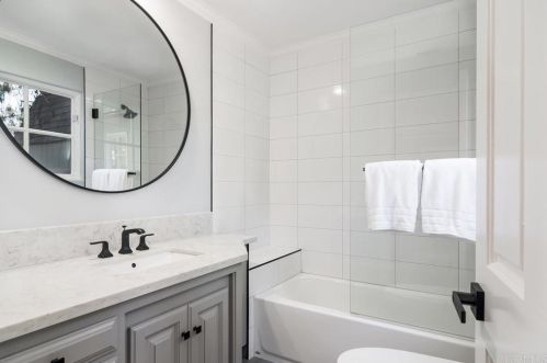 9750 Lake Helix Ter, La Mesa CA  91941-4432 exterior