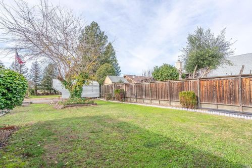 6530 Old Redwood Hwy, Santa Rosa CA  95403-1480 exterior