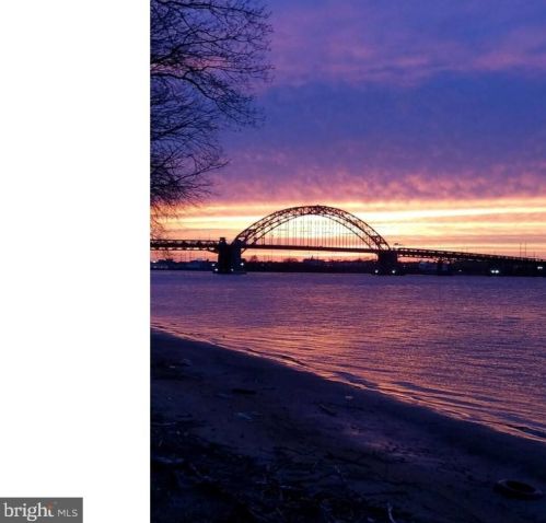 6504 Riverfront Dr, Palmyra NJ  08065-2145 exterior