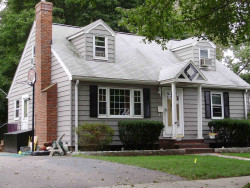 50 Albert Rd, Newton, MA 02466-1303