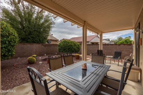 16131 Quail Creek Ln, Sun City AZ  85374-4910 exterior