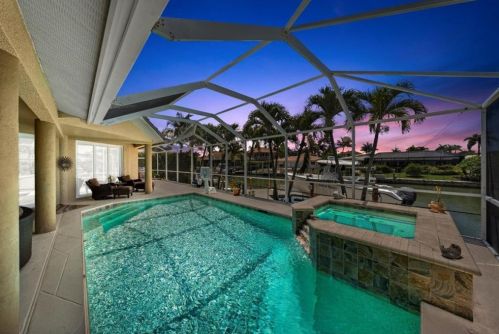 841 Elm Ct, Marco Island, FL 34145-2108