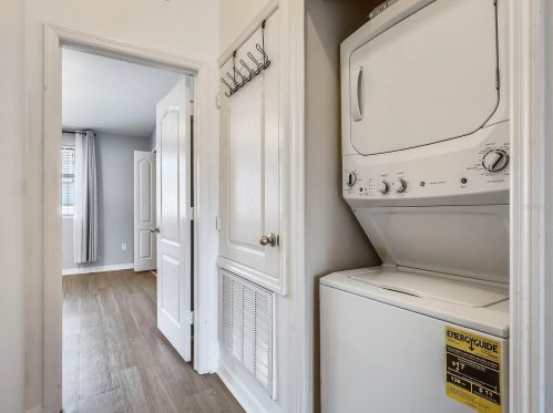 5241 Windsor Lake Cir, Sanford FL  32773-5736 exterior