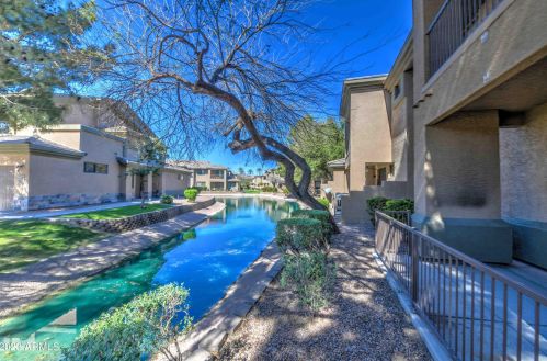 705 Queen Creek Rd, Chandler, AZ 85248-3401