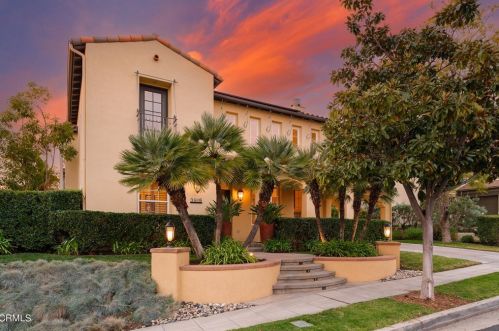3915 Old Toll Rd, Altadena, CA 91001-3849