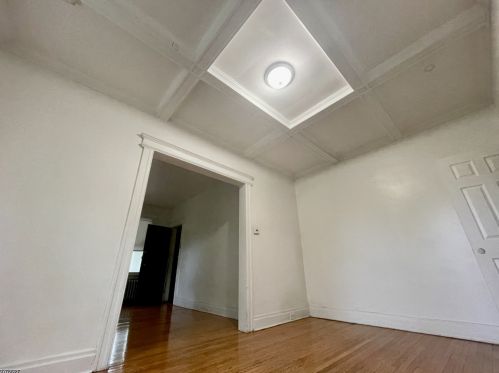 154 Midland Ave, East Orange NJ  07017-1713 exterior