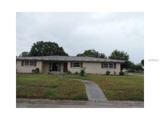 2704 Datura St, Sarasota, FL 34239-4008