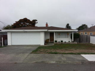 3327 18th St, Eureka, CA 95501-2770