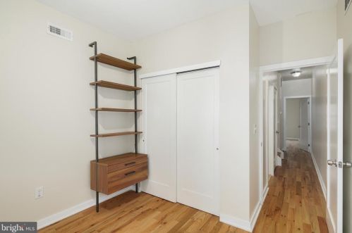 420 Federal St, Philadelphia PA  19147-5208 exterior