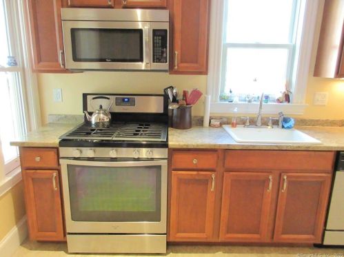 21 Berkeley Ave, United States Coast Guard Ac CT  06320-5311 exterior