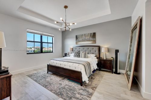 8297 28th St, Hollywood FL  33024-3187 exterior