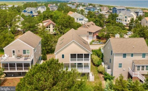 13 California Ave, Milton, DE 19968-9505