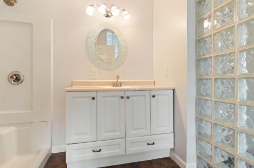 22 Governors Ct, West Palm Beach FL  33418-7159 exterior