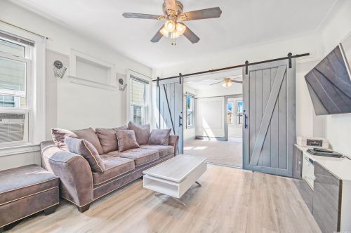 103-11 103rd St, Jamaica, NY 11417-1721