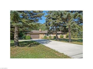 7878 Boyden Rd, Macedonia, OH 44067-2902