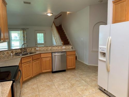 1222 Shenandoah Dr, Allen TX  75002-3639 exterior