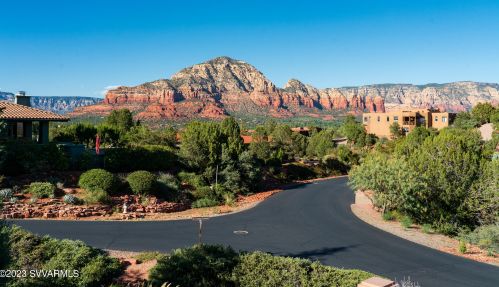 12 Linda Vis, Sedona AZ 86336-5067 exterior