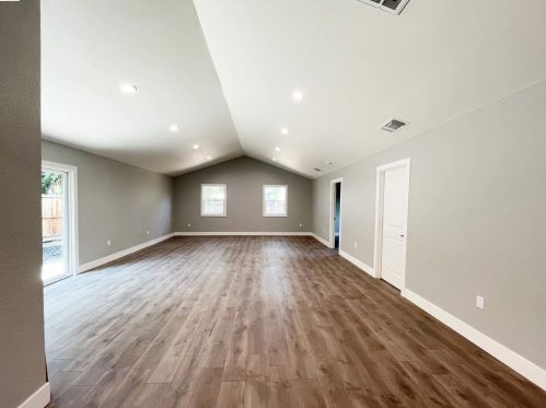 1036 Santa Cruz Dr, Concord CA  94523-2331 exterior