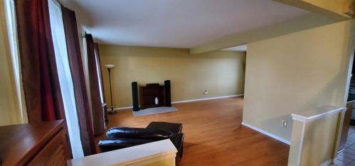 127 Fair Meadows Dr, Canonsburg, PA 15317-2345