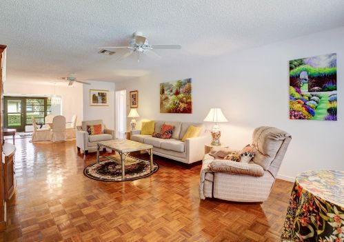 4350 Pear Tree Cir, Boynton Beach, FL 33436-0542