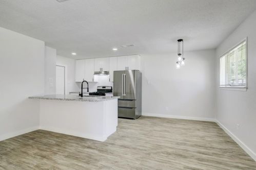 1106 Rutgers Ln, Deer Park TX  77536-6536 exterior