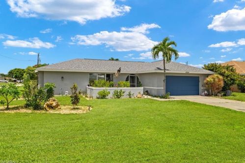 4224 2nd Ave, Cape Coral, FL 33904-8415