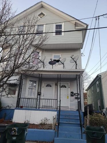 12 Wisdom Ave, Providence, RI 02908-4534