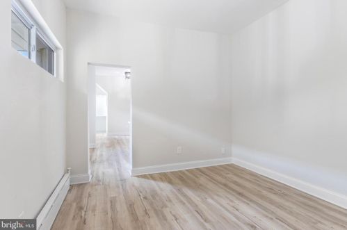 723 Market St, Gloucester NJ  08030-1540 exterior