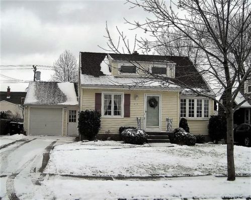 615 Cornwall Ave, Tonawanda, NY 14150-7147