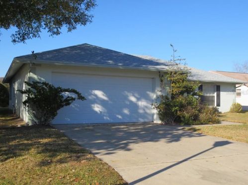 5319 Sandy Hill Dr, Orlando, FL 32821-7914
