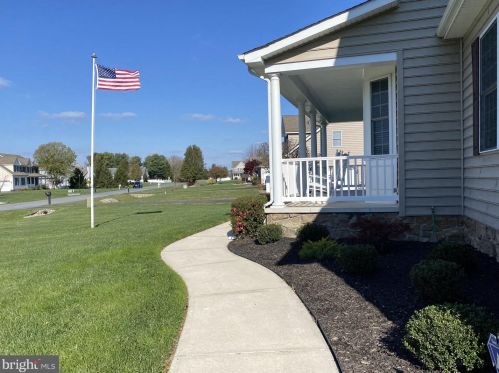 203 Waterfowl Dr, Magnolia DE  19962-2505 exterior