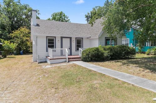 448 Avenue B, Winter Haven FL  33881-4718 exterior