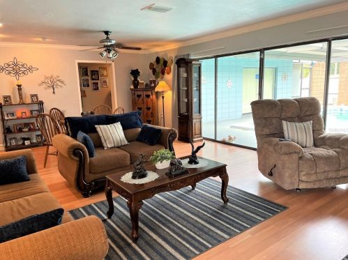998 14th St, Winter Haven, FL 33881-4312