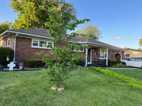 1126 Torrence Dr, Springfield, OH 45503-2048
