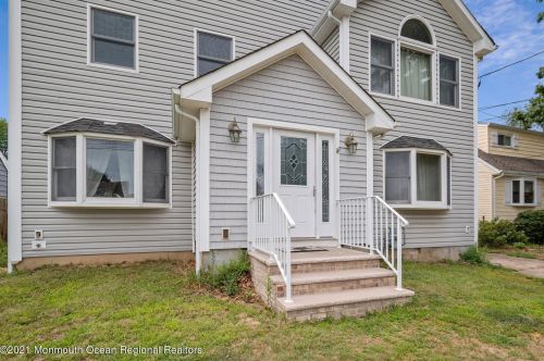 315 Morgan Ave, Old Bridge NJ  08857-1126 exterior