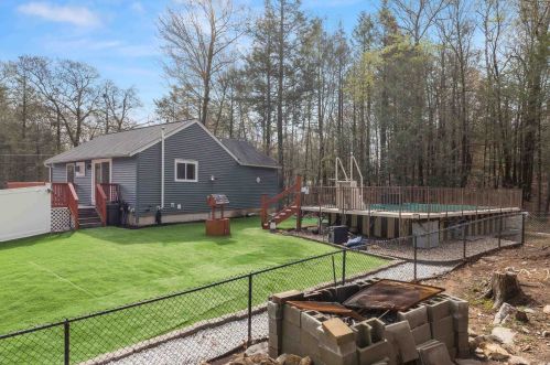 61 Caleb Dr, Danville NH  03819-3017 exterior