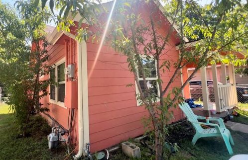 5678 Churchill Ave, Dallas, TX 75227-3007