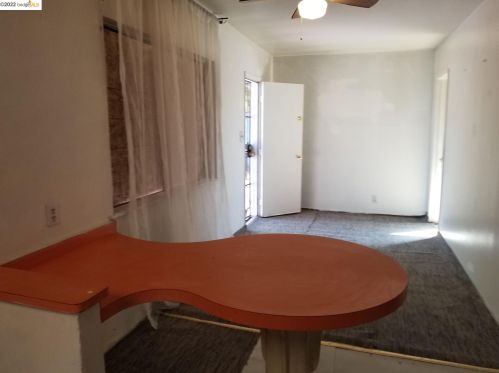 2768 78th Ave, Oakland CA  94605-3302 exterior