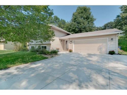 4637 Beacon Hill Rd, Saint Paul, MN 55122-2706