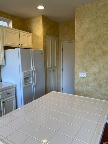 681 Decanter Cir, Windsor CA  95492-9630 exterior