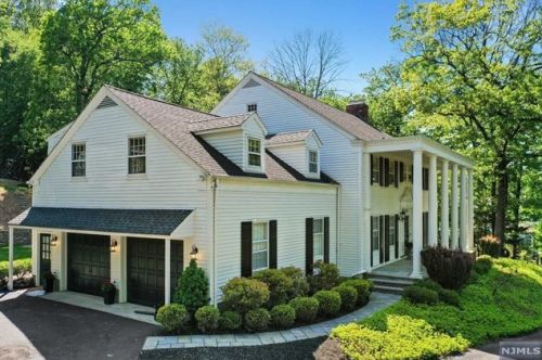 920 Olentangy Rd, Franklin Lakes, NJ 07417-2812