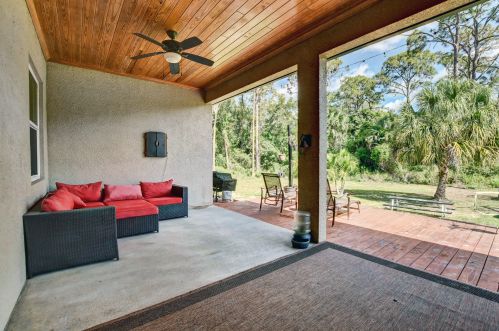 17435 78th Rd, Town Of Loxahatchee Groves FL  33470-2933 exterior