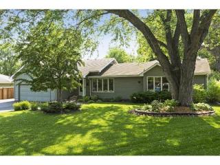 2204 Vernon Dr, Hopkins, MN 55305-2548
