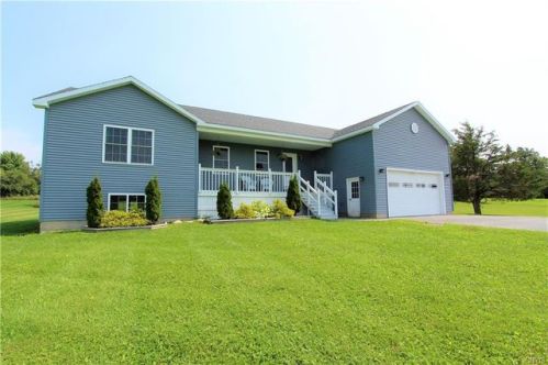25114 Bonney Rd, Watertown, NY 13601-5118
