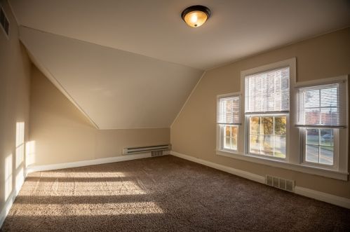479 Clarksville Rd, Hermitage PA  16148-2976 exterior