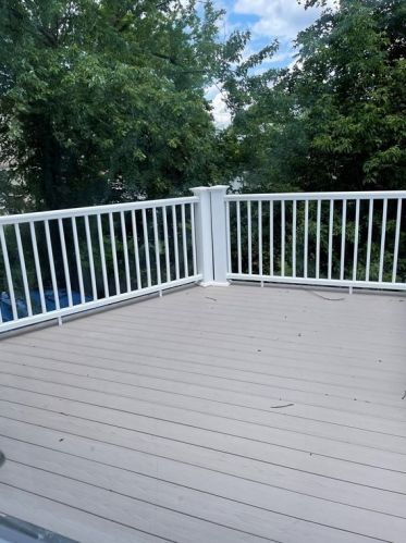 1 Morgan Pl, Newton MA 02458-1321 exterior