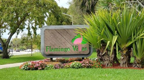 1382 123rd Ter, Hollywood FL 33026-4318 exterior