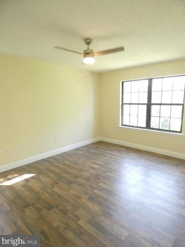 31 Rickard Ct, Lawrence Township NJ  08648-2669 exterior