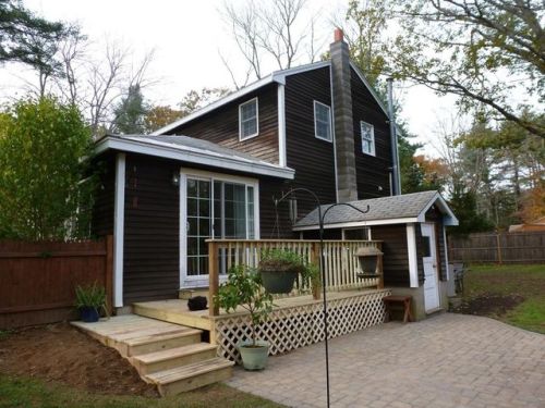 11 Country Pond Rd, Kingston NH  03848-3266 exterior